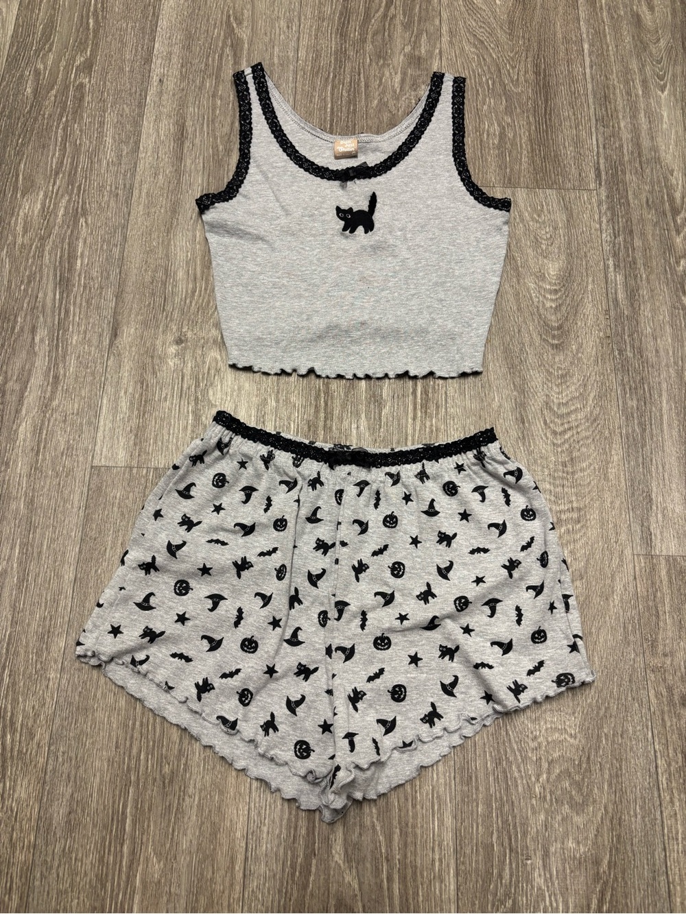Messy Bun Just Chillin Halloween Black Cat Pajama Set Gray XS